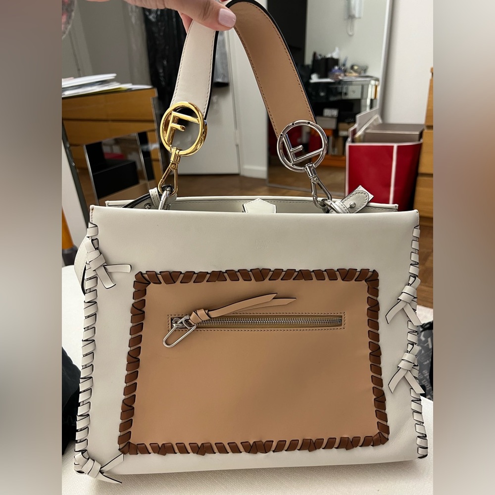 Fendi Runaway bag size large. Excellent condition